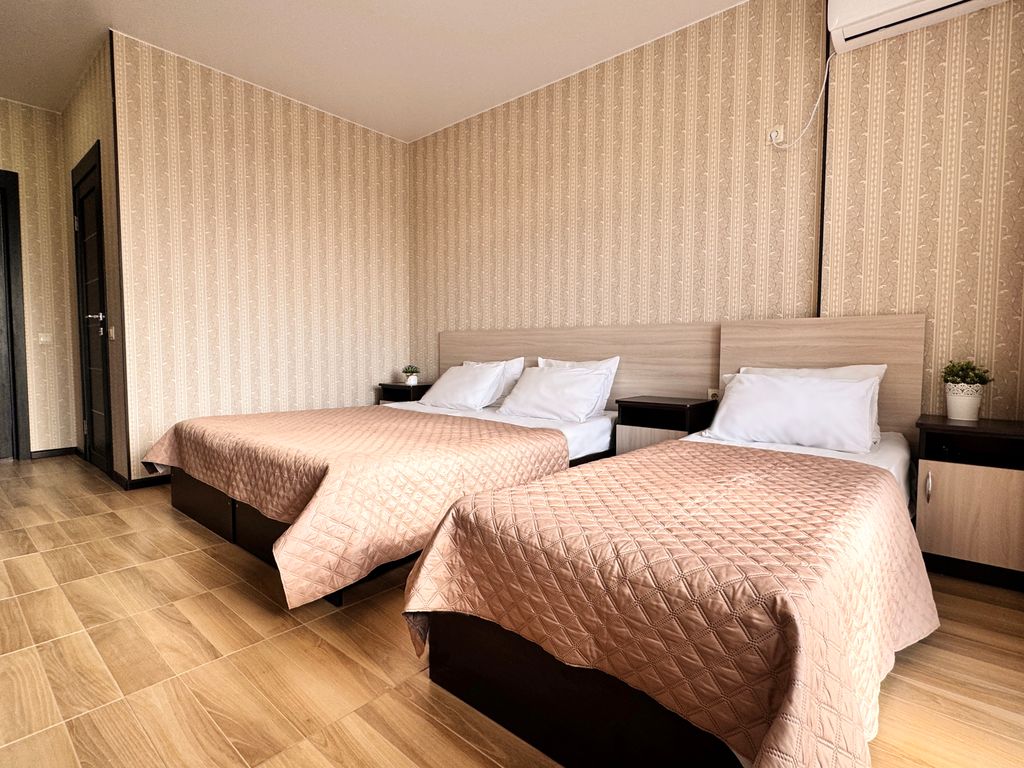 Диана Утёсова — Трёхместный номер Стандарт