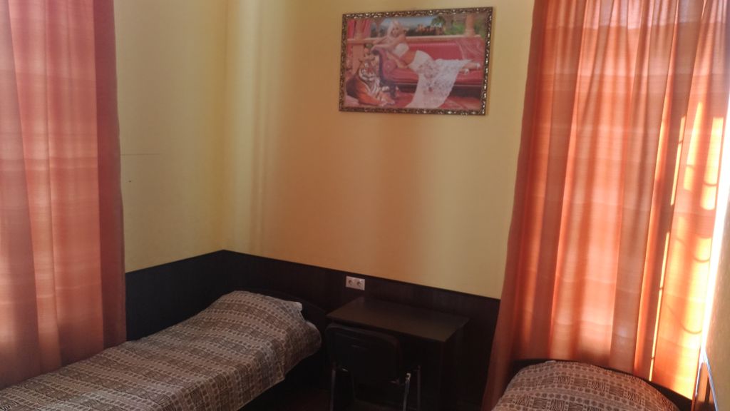 Тарлеон — Трёхместный номер комфорт