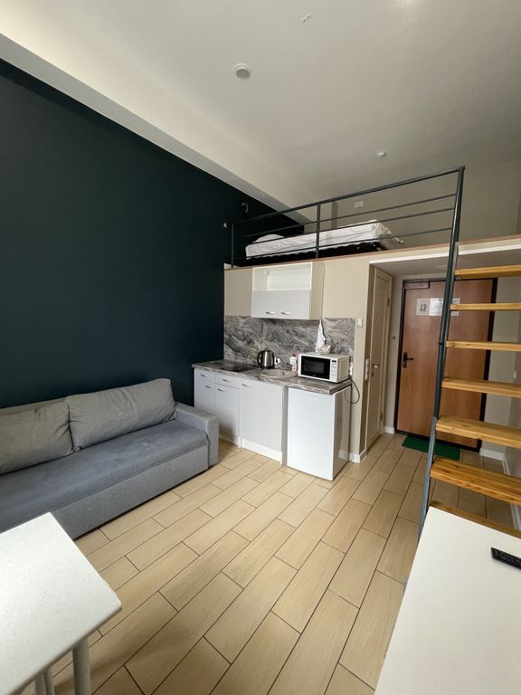 URoom — Апартаменты студия 8