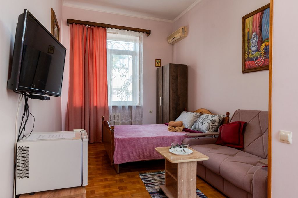 Гостиный двор — Трёхместный номер стандарт