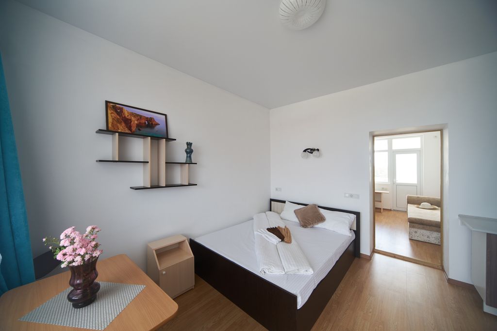 La Marée — Семейный номер Семейный 2-х комнатный "ПолуЛюкс" с видом на море