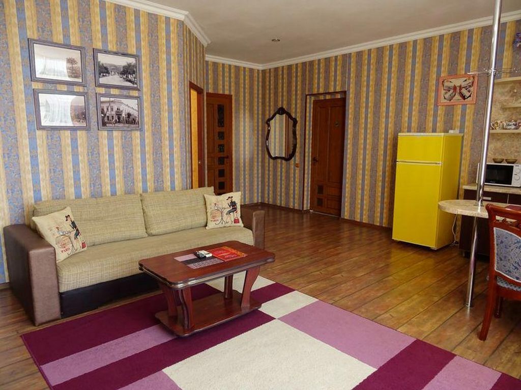 Виктория — Семейный номер двухкомнатный 3.1