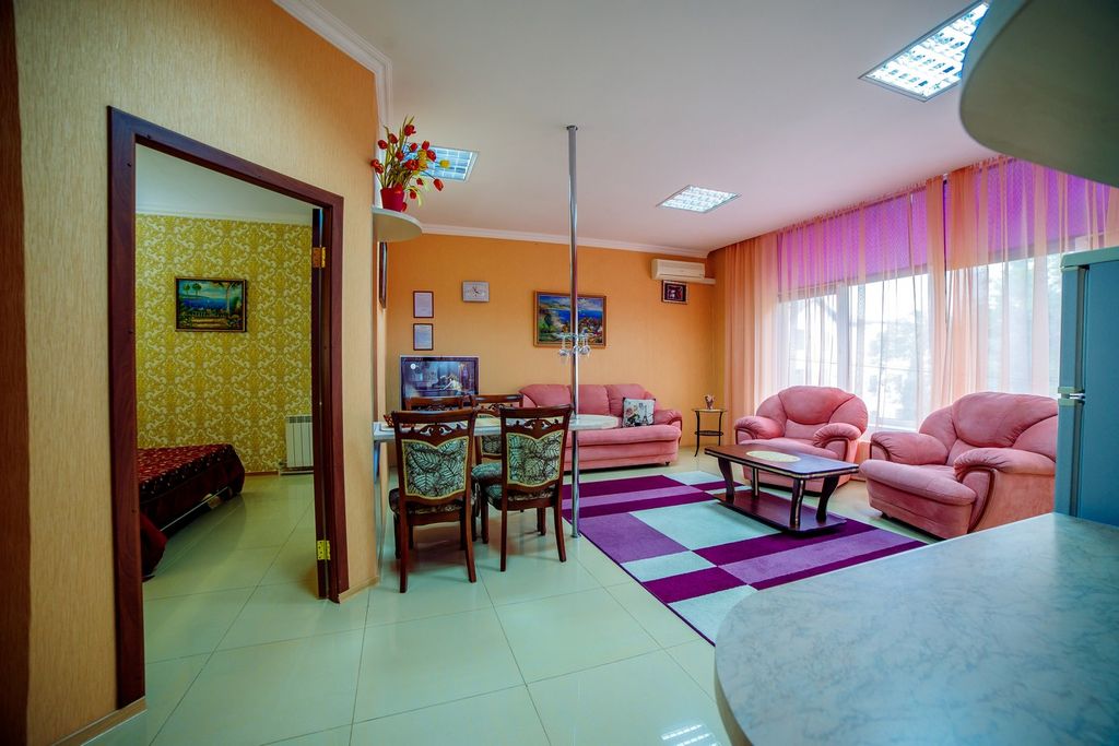 Виктория — Семейный номер Семейный номер