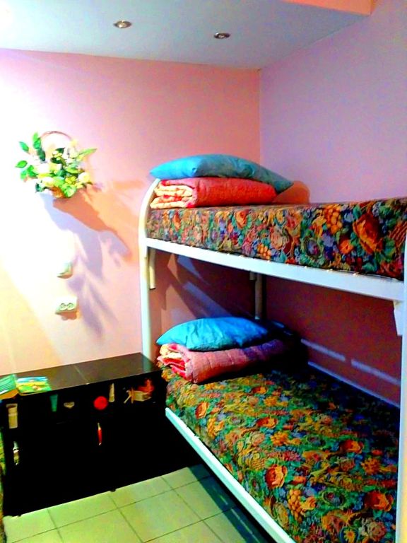 Хостел в центре Петербурга — Многоместный смешанный номер восьмиместный 2