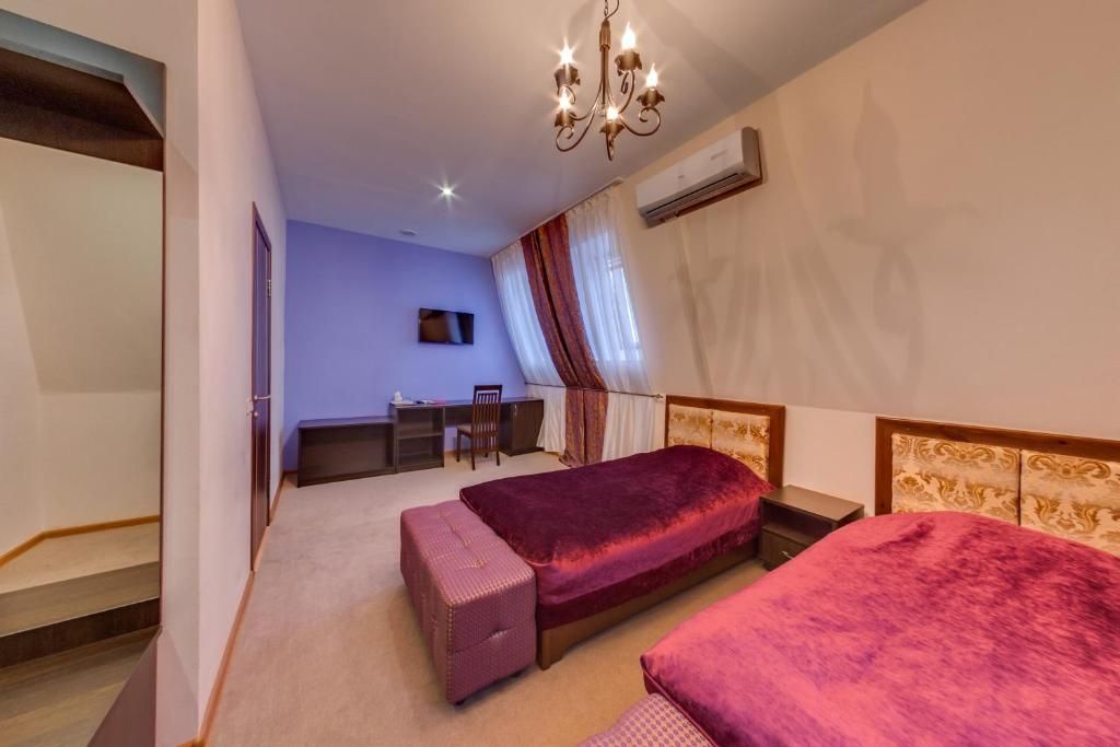 Эльбрус — Двухместный номер с 2 отдельными кроватями стандарт