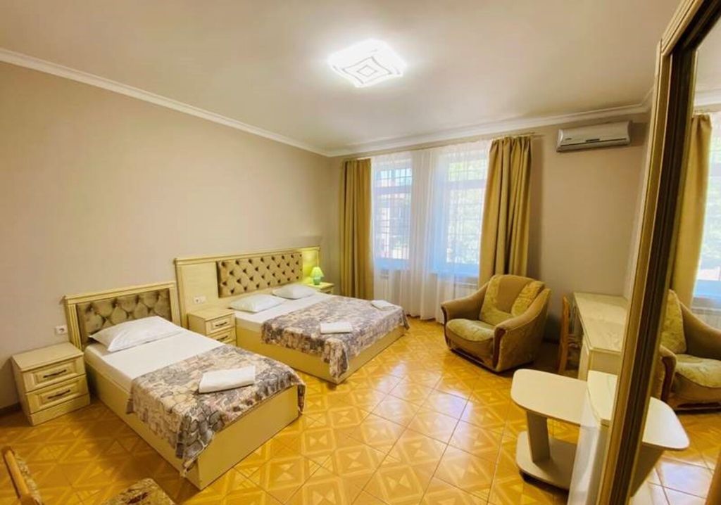 София — Трёхместный номер улучшенный