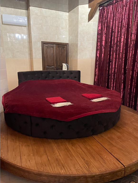 Айвенго — Четырёхместный номер Комфорт (4-х местный)