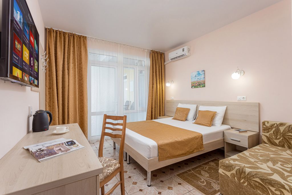 Русич — Двухместный номер с 1 кроватью или 2 односпальными кроватями корпус А комфорт