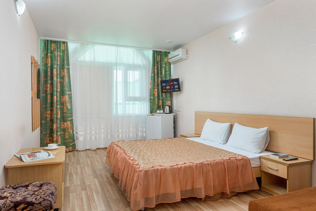 Русич — Двухместный номер с 1 кроватью или 2 односпальными кроватями Корпус Б