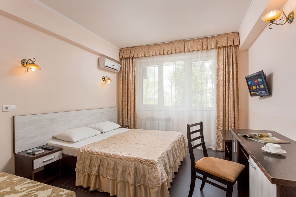 Русич — Двухместный номер с 1 кроватью или 2 односпальными кроватями Корпус В