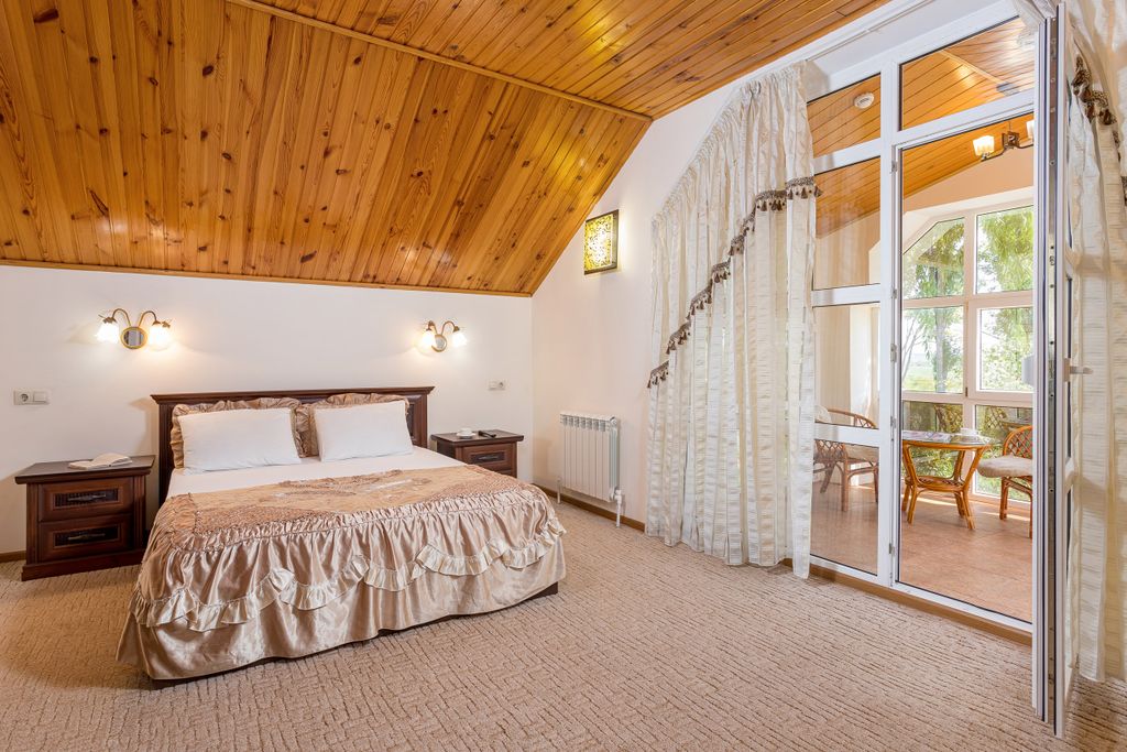 Русич — Семейный номер двухкомнатный с кухней корпус Г