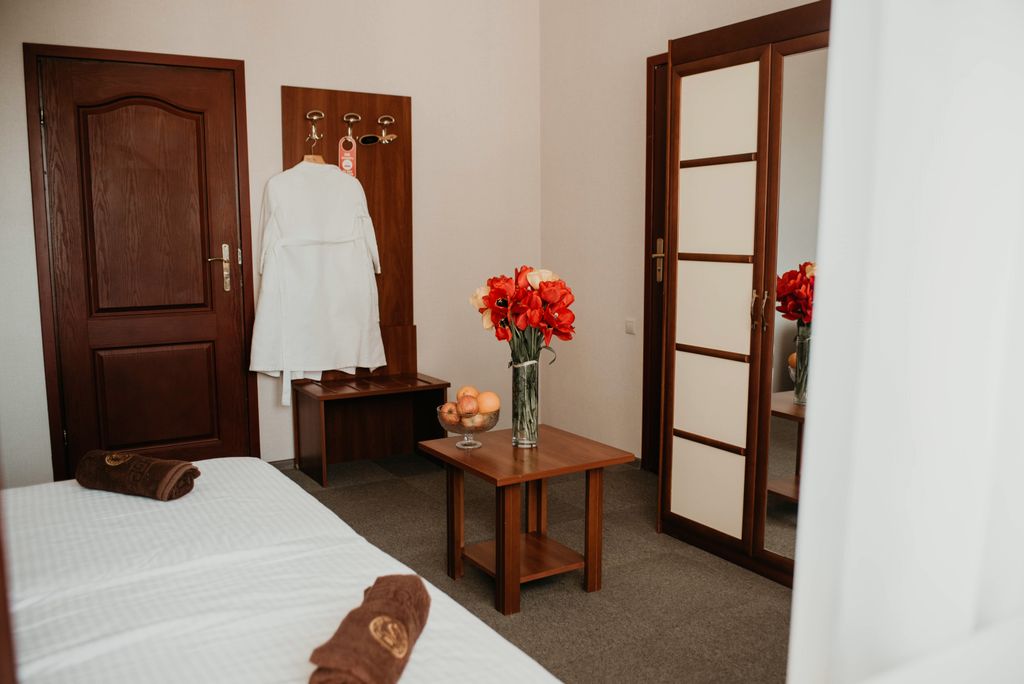 Гранд — Двухместный номер с 1 кроватью стандарт FV с видом на бассейн, на море