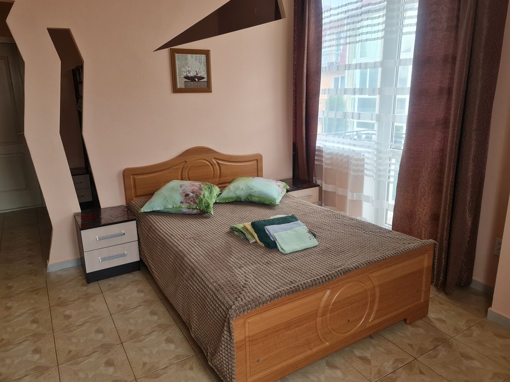 ДельфиниЯ — Четырёхместный номер четырёхместный с балконом