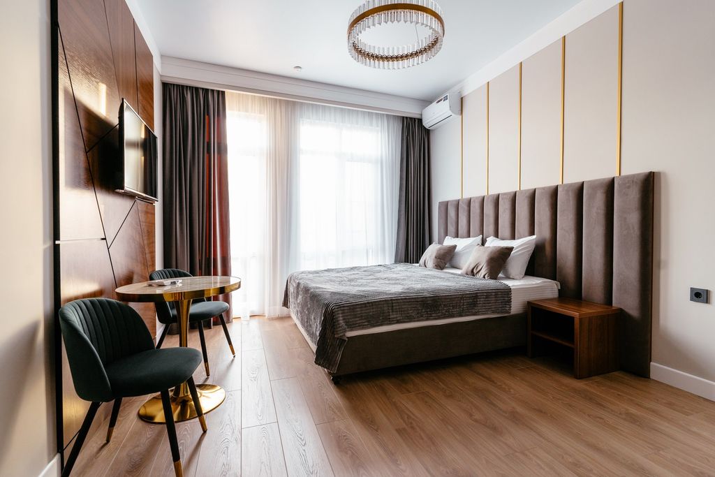 House — Апартаменты улучшенная студия с балконом