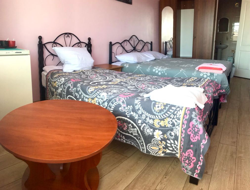 Максим — Трёхместный номер делюкс