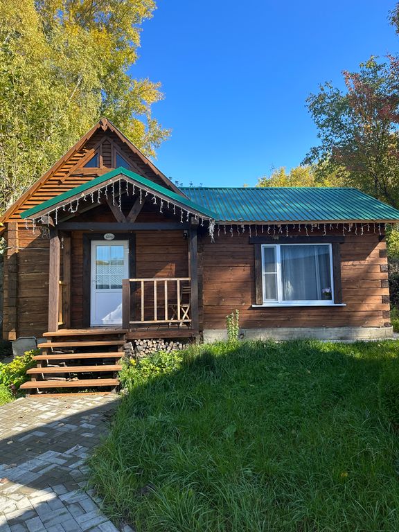 Дом у озера — Дом двухкомнатный просторный