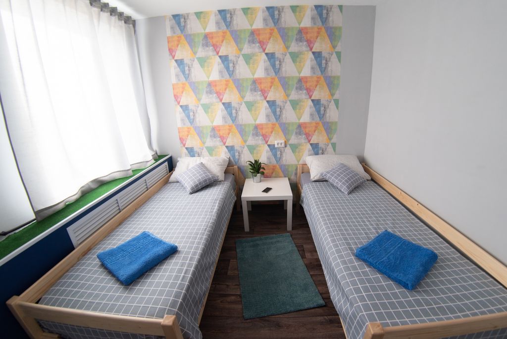 Фабрика — Двухместный номер с 2 отдельными кроватями Двухместный номер с двумя раздельными кроватями и общим санузлом