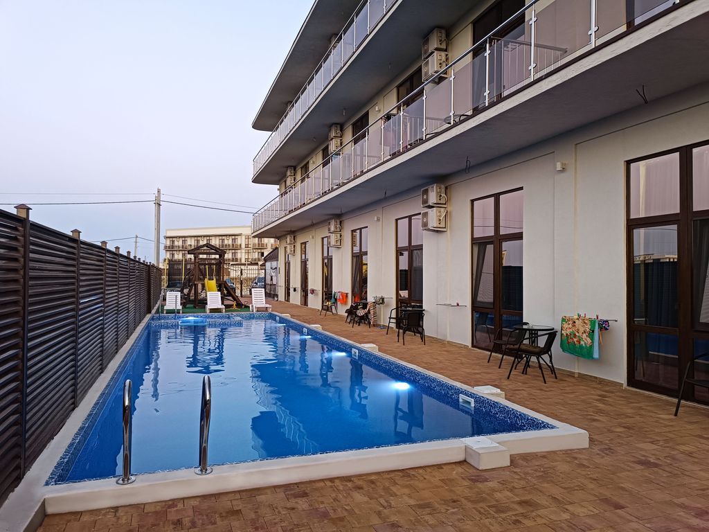 Троя — Трёхместный номер Трехместный номер с балконом