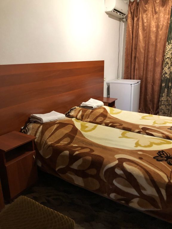 Альпинист — Двухместный номер с 2 отдельными кроватями стандарт