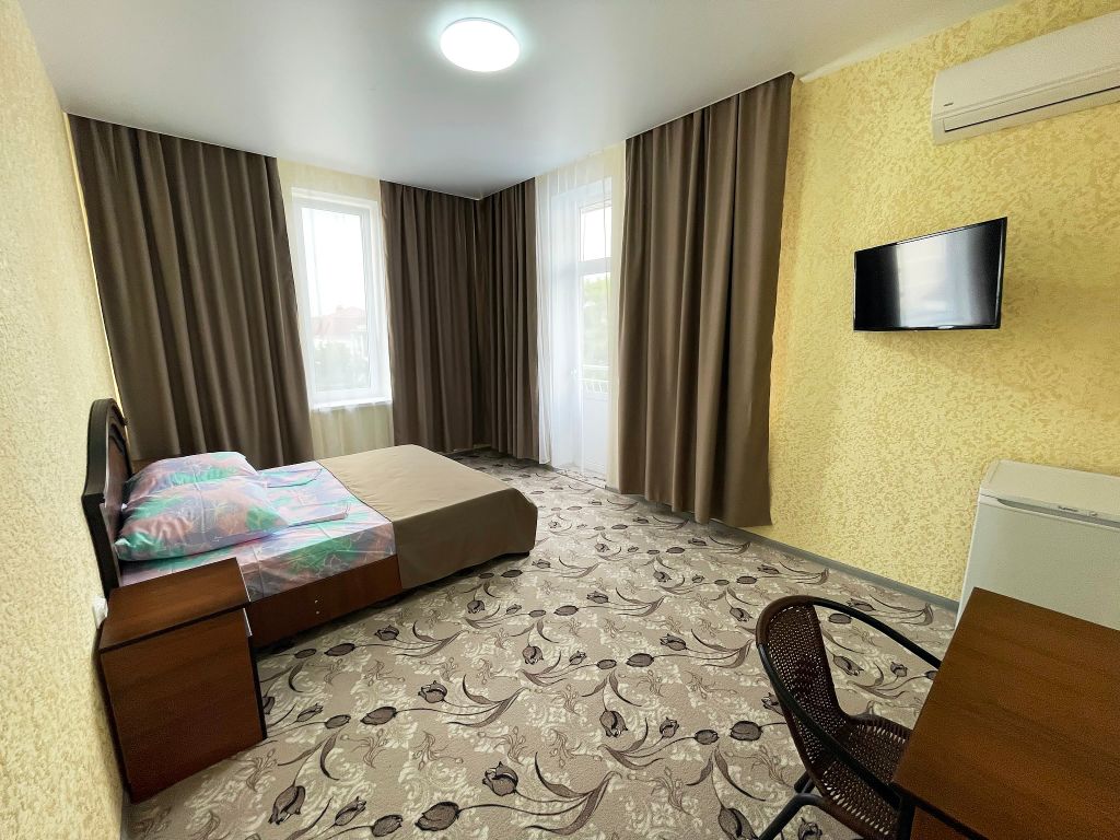 Камена — Семейный номер люкс с балконом