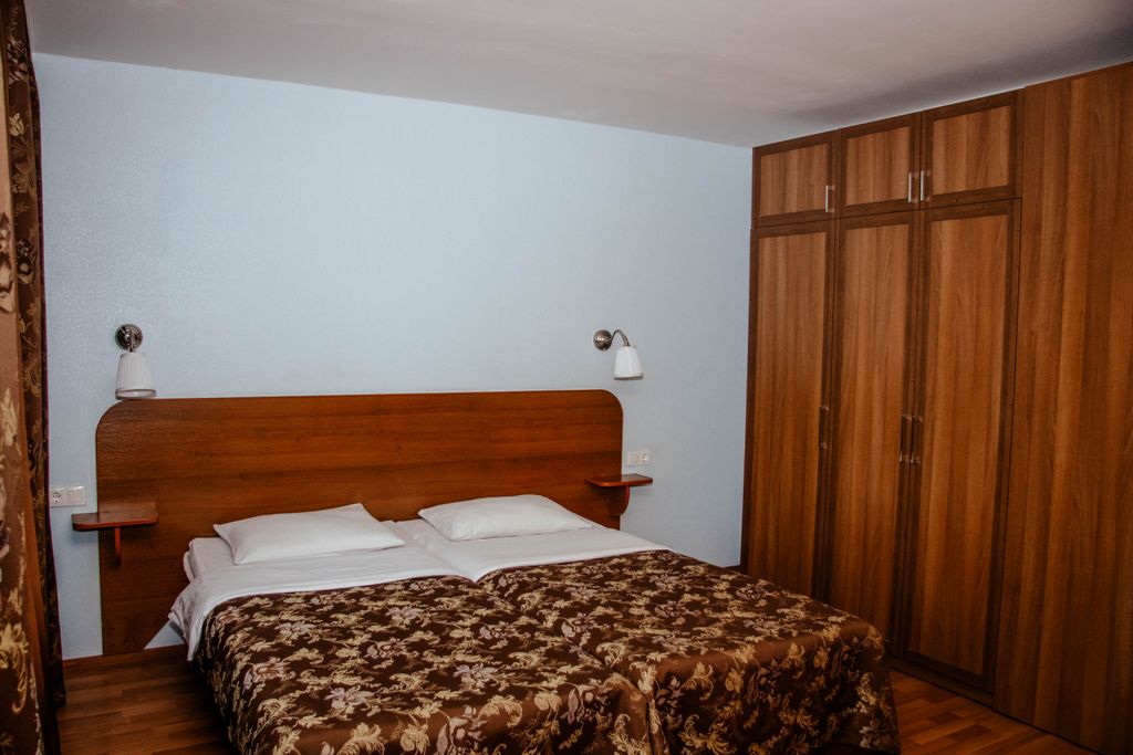 Киевская — Двухместный номер с 2 отдельными кроватями стандарт