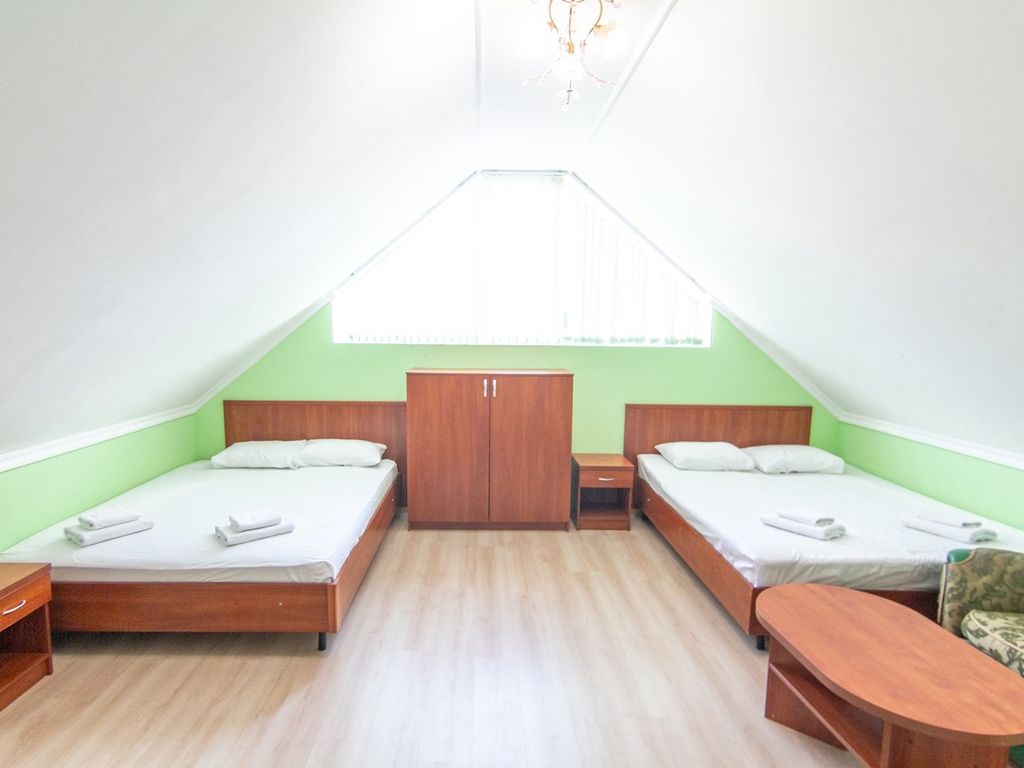 Аквамарин-Парк — Четырёхместный номер Семейный