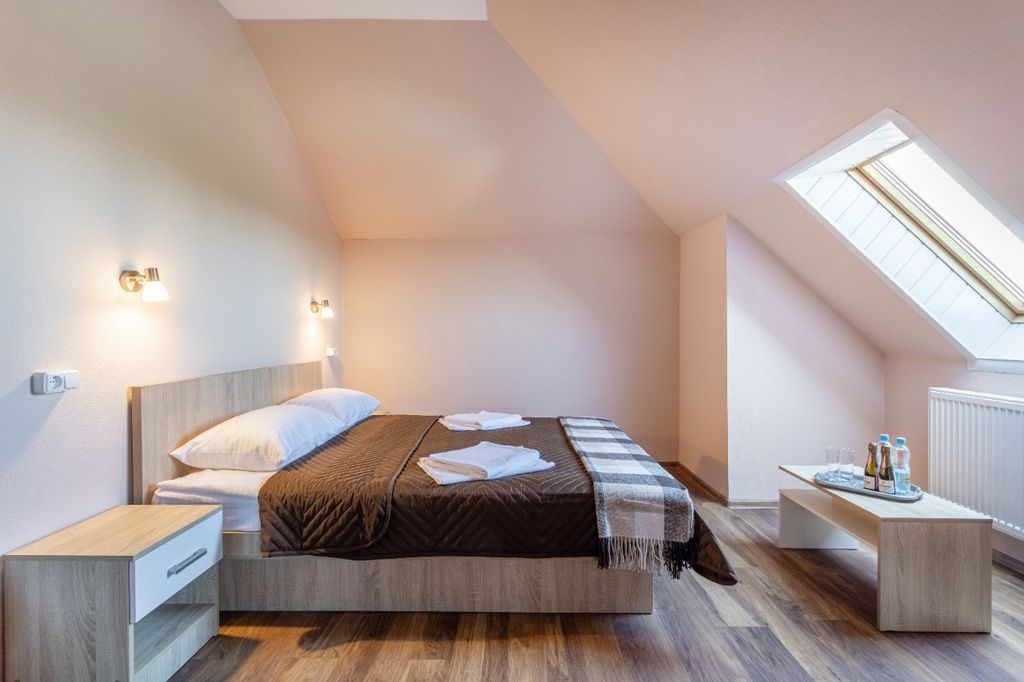 Green House — Трёхместный номер улучшенный