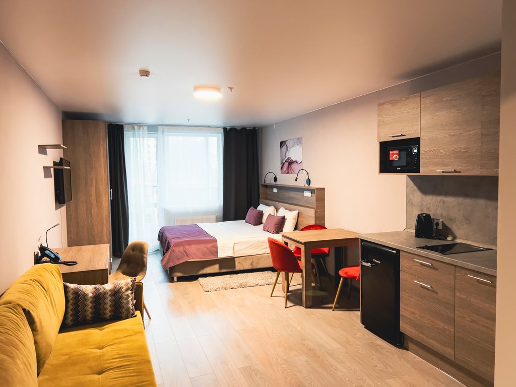 М97 — Трёхместный номер студия+ с диваном