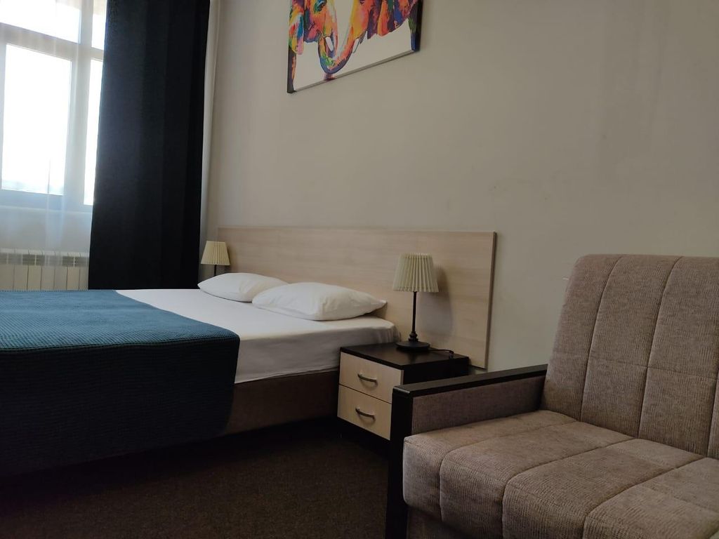 Фэмили парк — Трёхместный номер делюкс