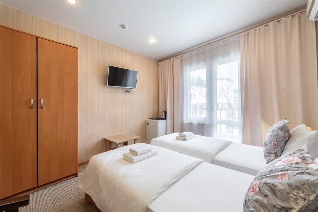 ПримаВера — Двухместный номер с 2 отдельными кроватями с балконом