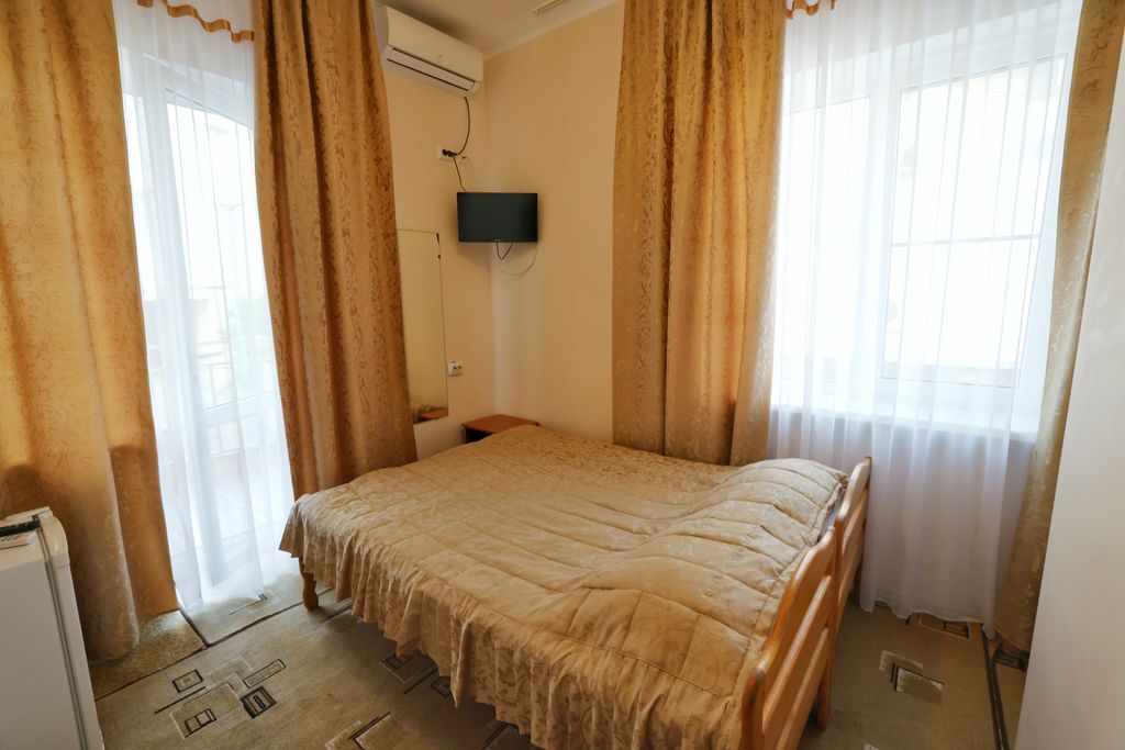 На Хвойной — Двухместный номер с 2 отдельными кроватями с балконом и видом на горы