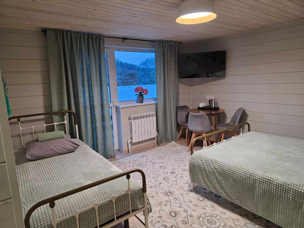 Удачный — Трёхместный номер стандарт