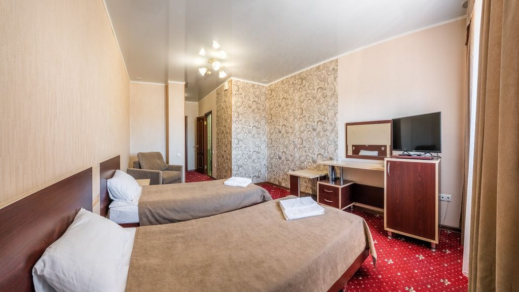 Red — Двухместный номер с 2 отдельными кроватями стандарт