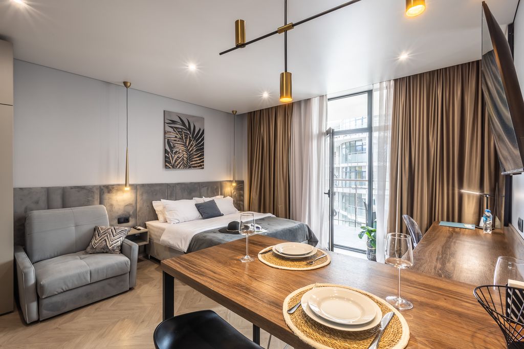 Крымский Рей в ЖК Крымская Резиденция — Апартаменты Студия Africa боковой вид на море