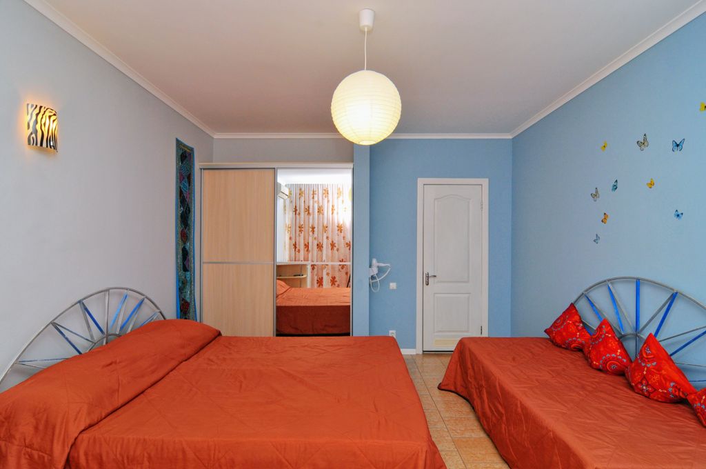 У Верблюжьих горбов — Трёхместный номер стандарт