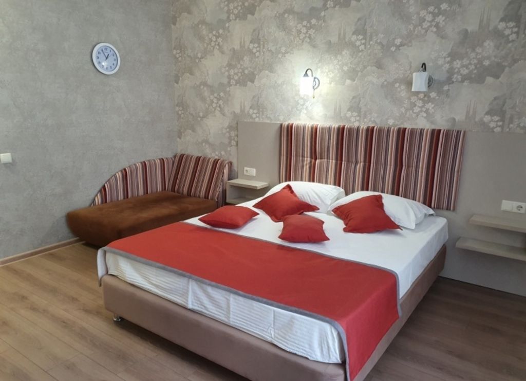 Глициния — Трёхместный номер стандарт