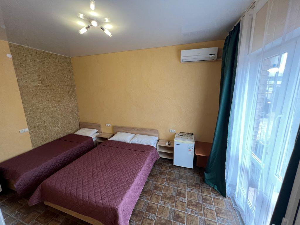 Chateua de Provans — Трёхместный номер стандарт