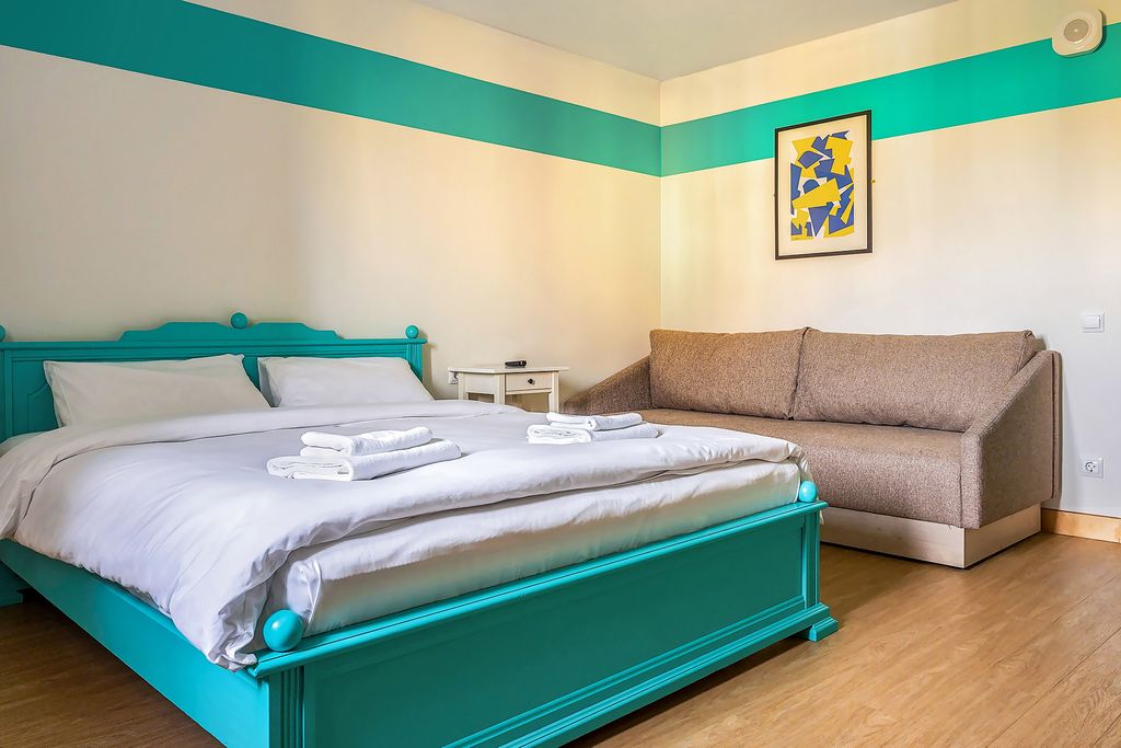 Друзья на Сенной — Двухместный номер с 1 кроватью просторный с диваном