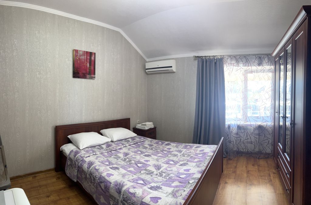 На Виноградной — Двухместный номер с 1 кроватью 7 Улучшенный номер с балконом и кух.зоной