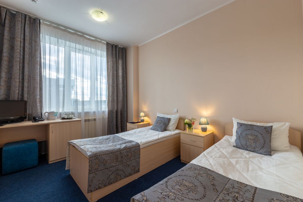 Парус — Двухместный номер с 2 отдельными кроватями стандарт