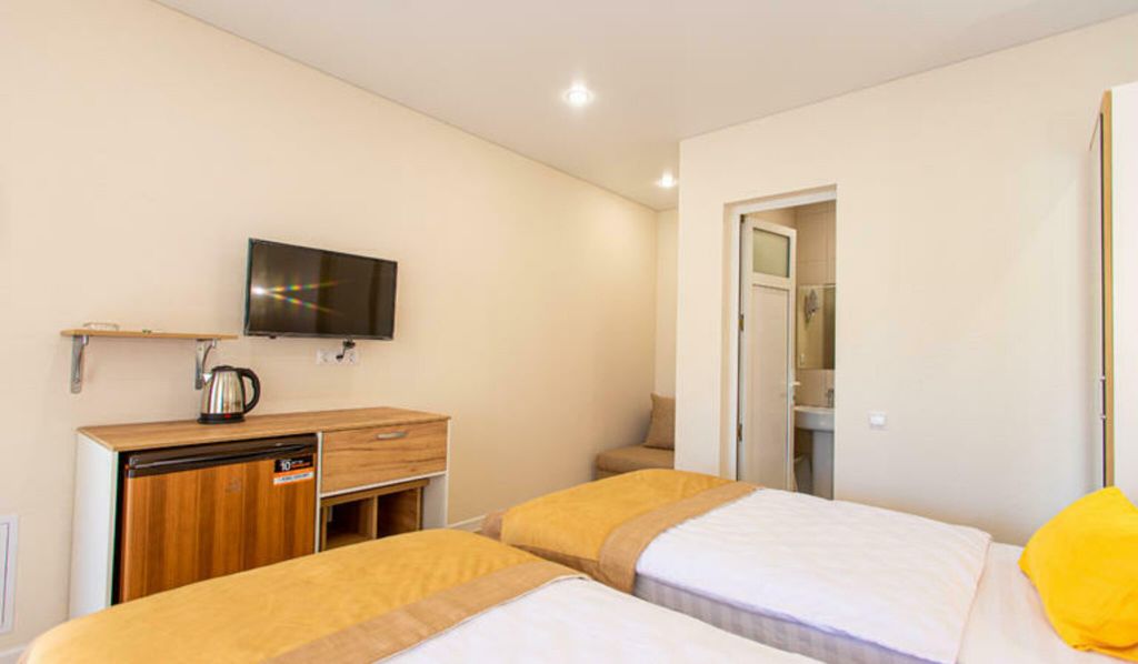 Парфенон — Двухместный номер с 2 отдельными кроватями улучшенный