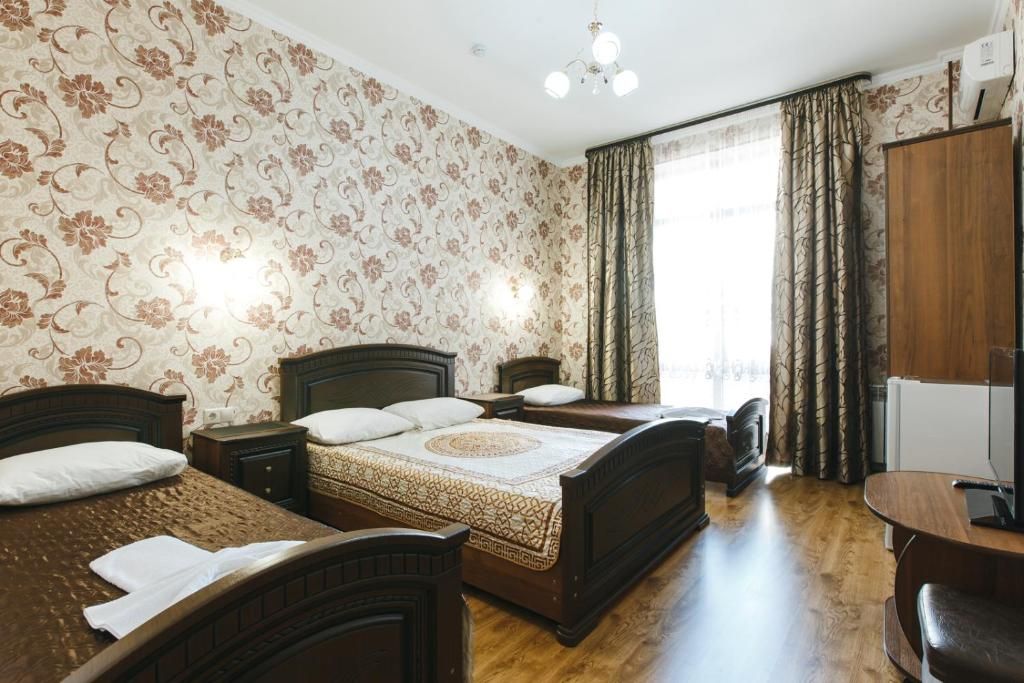 Галина — Четырёхместный номер стандарт