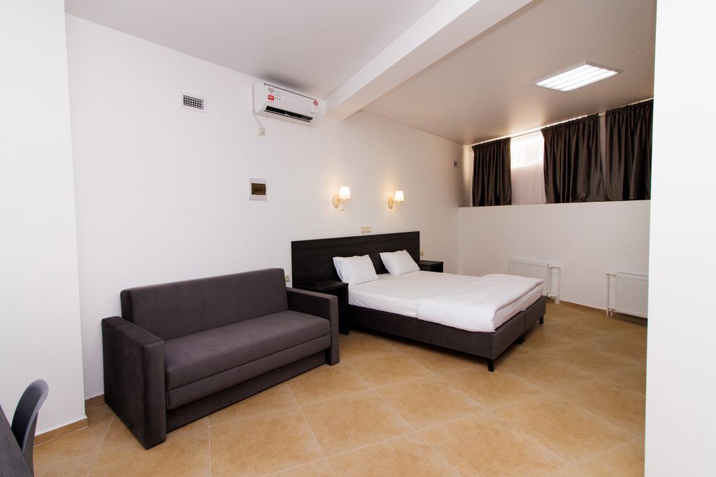 Люди — Четырёхместный стандарт №5