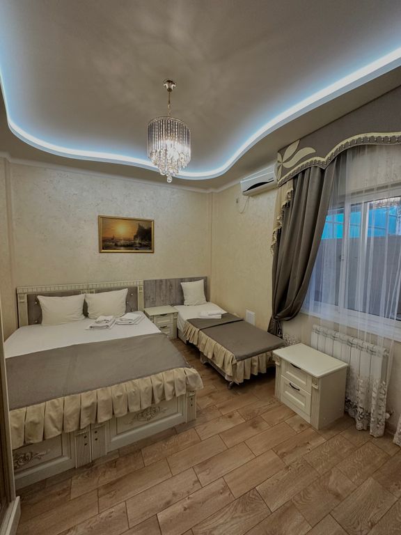 Романтика — Трёхместный номер повышенной комфортности