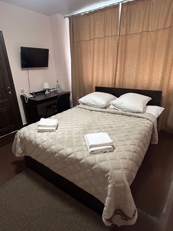 Байкал — Семейный номер улучшенный с видом на город