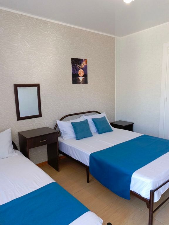 Елена — Трёхместный номер стандарт