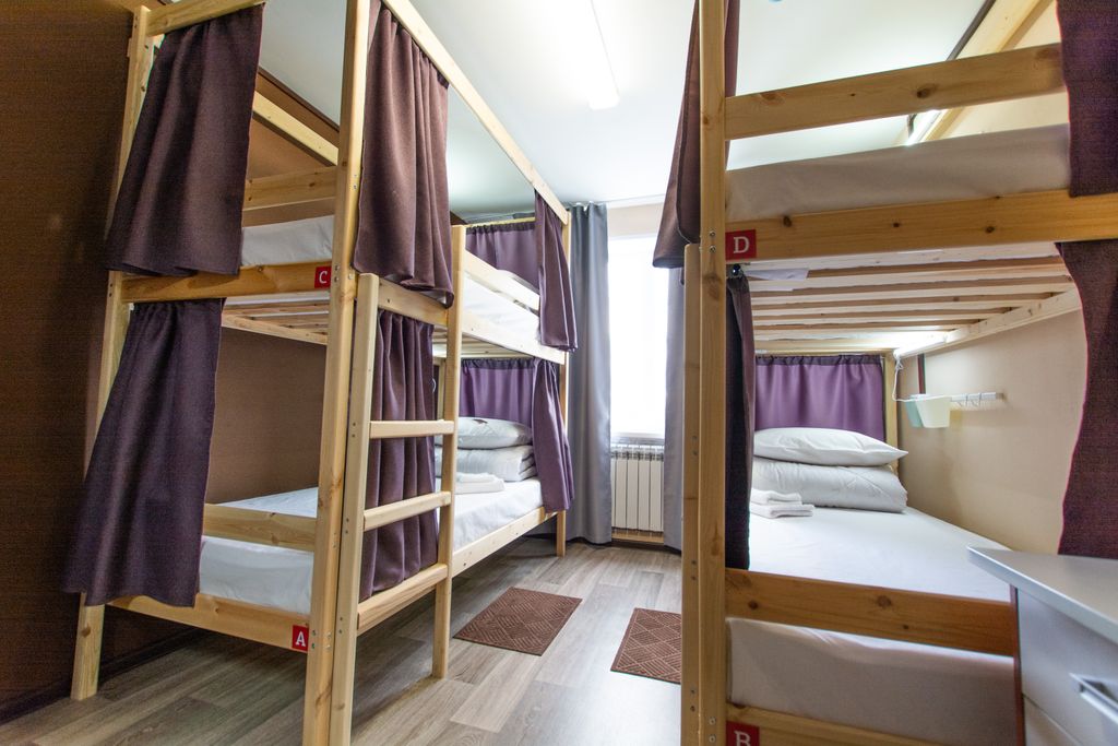 Рус-Чебоксары — Многоместный женский номер женский (душ/туалет общий)