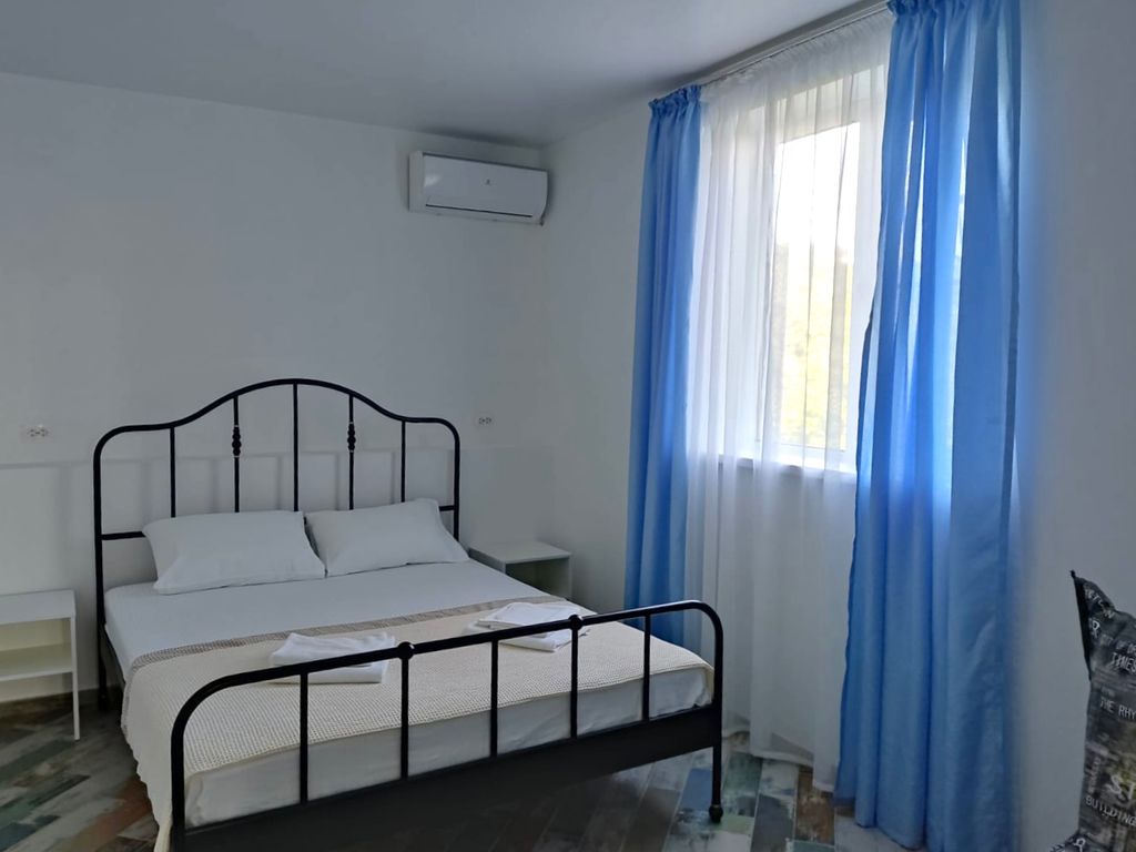 Тихий берег — Апартаменты люкс с видом на море