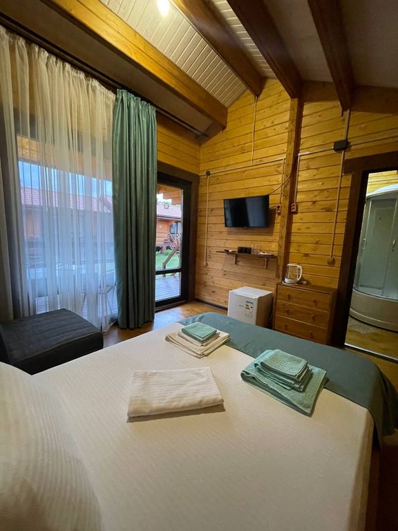 Кактус — Трёхместный номер улучшенный с видом на море