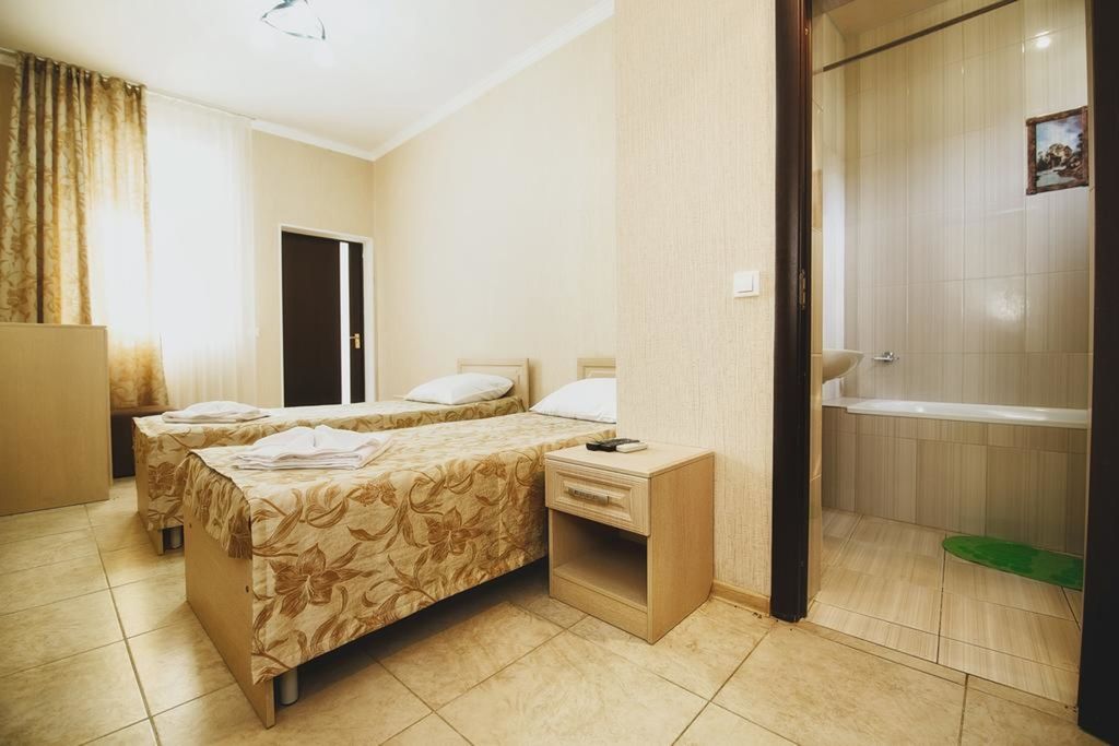 Версаль 2 — Двухместный номер с 2 отдельными кроватями корпус 2